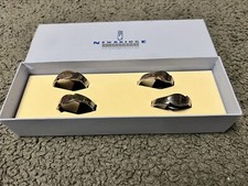 Newbridge Silverware Set 4 Napkin Rings with Crystals Gift Boxed A8