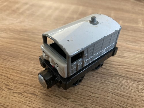 Thomas The Tank Engine Take N Play Over 100 Different TRAIN choice Christmas 1 - Picture 217 of 229