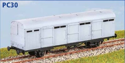 LNER Extra Long Cct 4 Wheel - OO Gauge - Parkside PC30