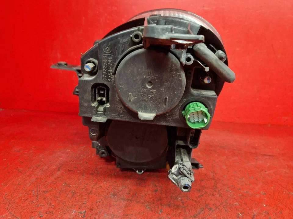 ALFA ROMEO GIULIETTA FARO LADO CONDUCTOR OFFSIDE 2015 - Imagen 3 de 4