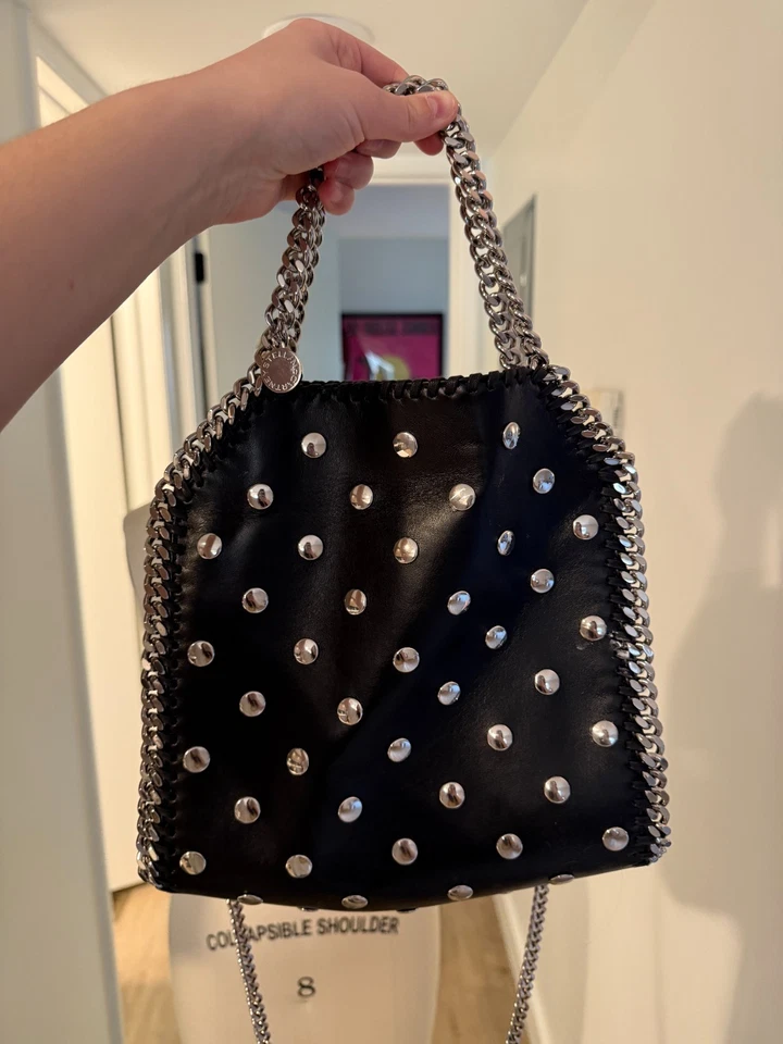 Stella McCartney 铆钉 Falabella 迷你托特包 状况完好 带防尘袋 — 第 2/4 张图片