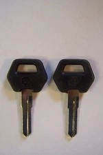 SAAB 900 AFTERMARKET KEY BLANKS QTY 2
