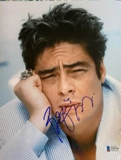 Benicio del toro signed autographed 8x10 photo BECKETT AUTHENTICATED COA