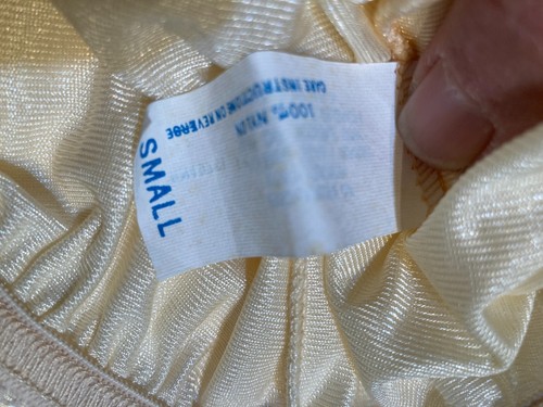 Vintage Pettipants Split Slip Ivory, Small Regular - Nice Vintage - Picture 8 of 9