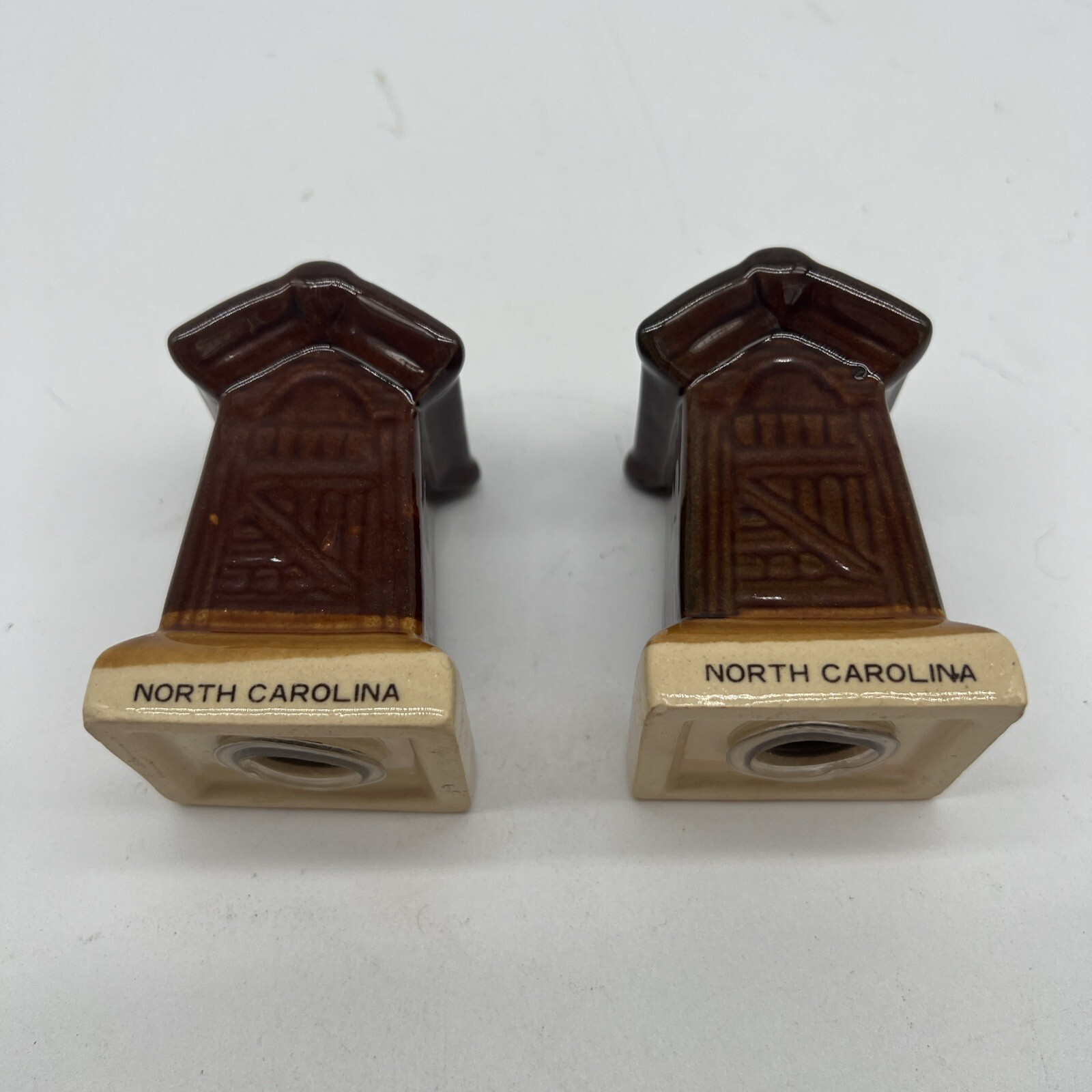 Vintage Ceramic North Carolina Souvenir Outhouse Salt and Pepper Shakers Taiwan