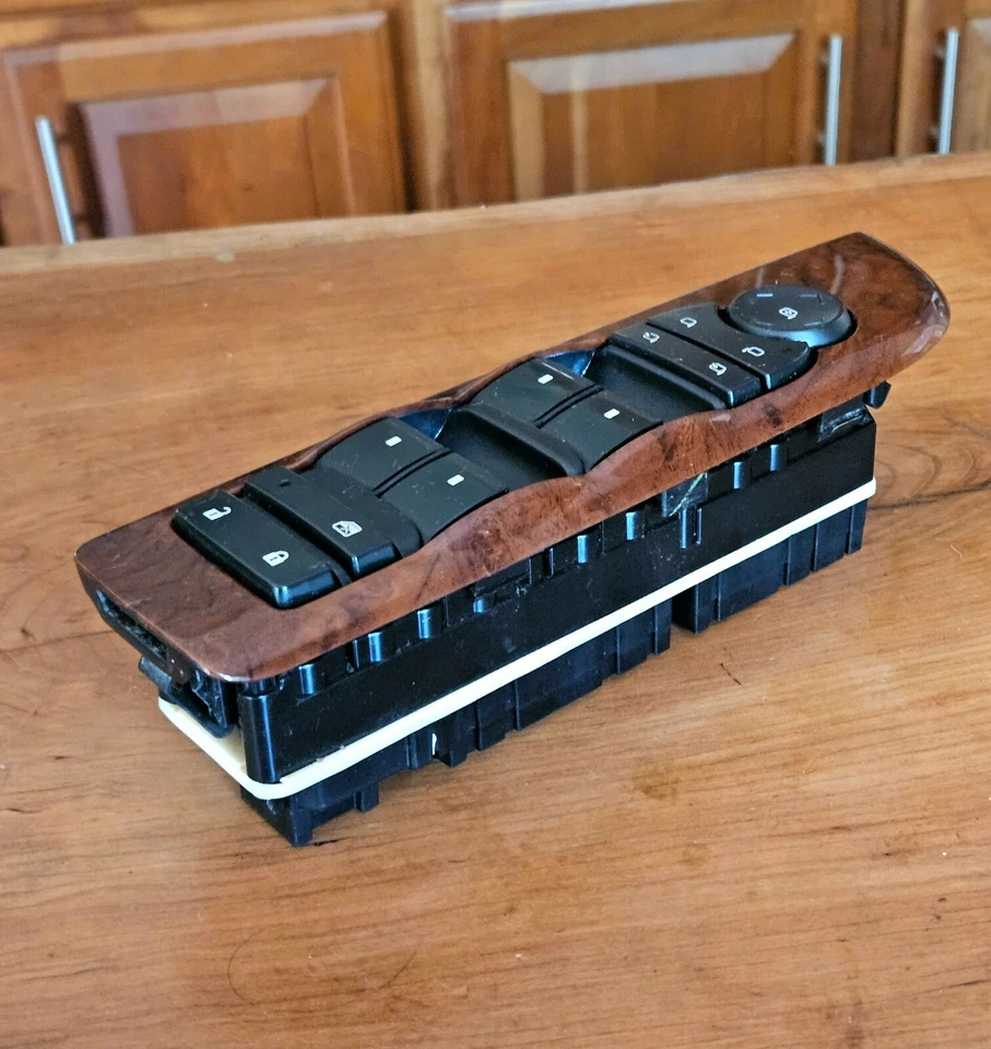 Honda Passport Isuzu Rodeo 1998-2004 OEM MAESTRO INTERRUPTOR DE VENTANA ELÉCTRICA GRANO DE MADERA Foto 2 de 4