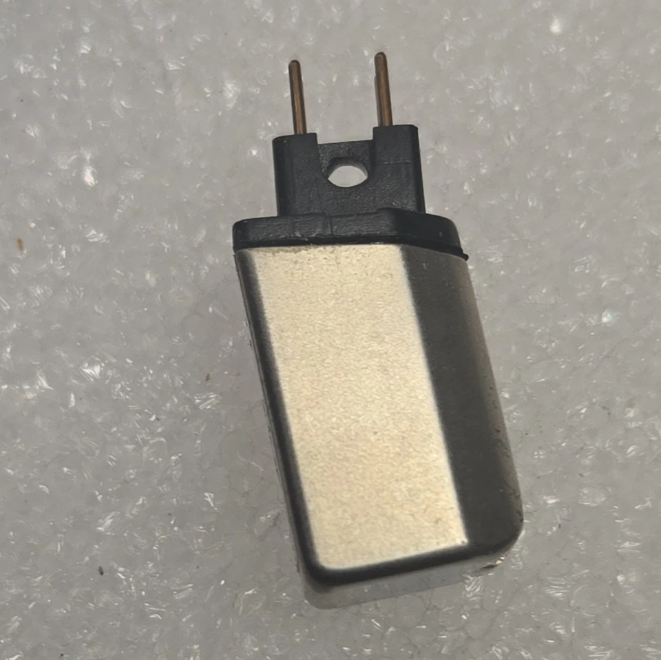 Рабочий винтажный картридж для проигрывателя SHURE M99E. Без стилуса.  Бесплатная быстрая доставка  - Изображение 3 из 4