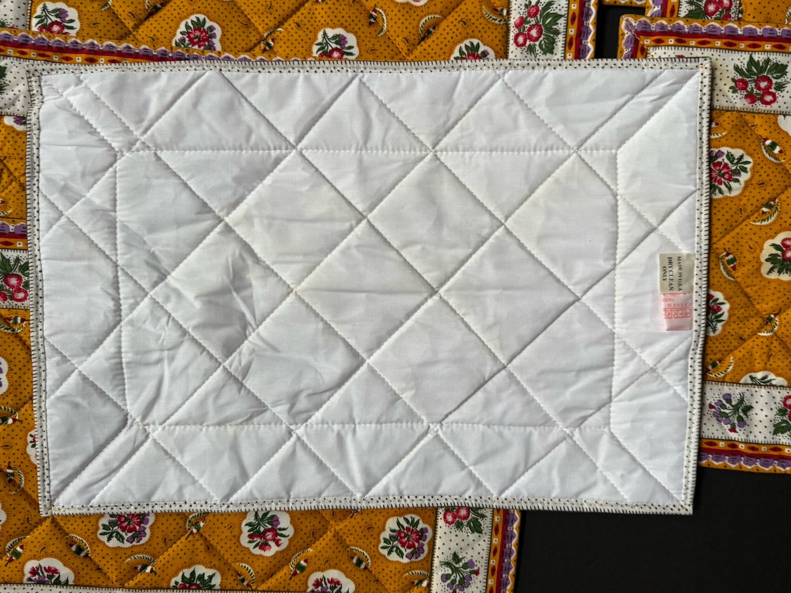 Yellow Table 8 NAPKINS & PLACEMATS VINTAGE Pierre Deux FLORAL Flowers QUILTED