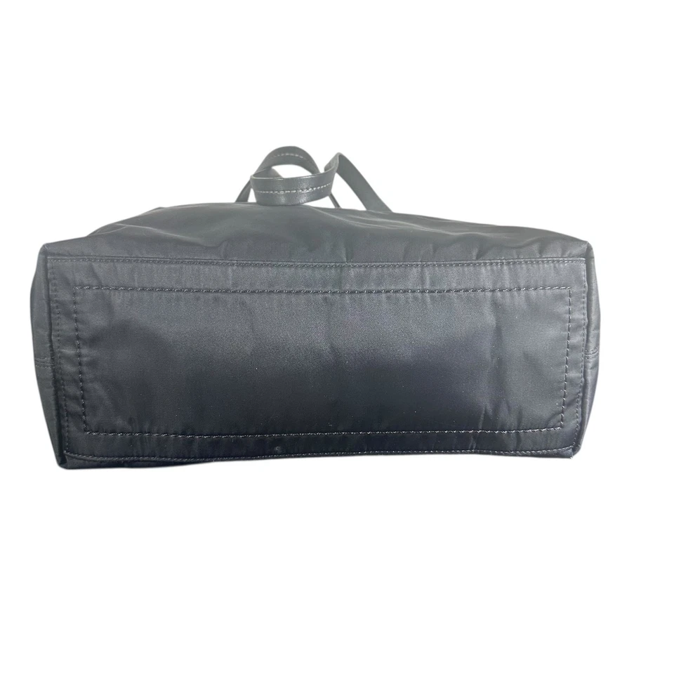 Bolso de Mano Cole Haan Negro Nylon Cuero Borde Cremallera Superior Bolso de Hombro Cartera de Viaje Foto 4 de 4