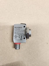 Keyence LR-ZB90CB Self-Contained CMOS Photoelectric Laser Proximity Sensor
