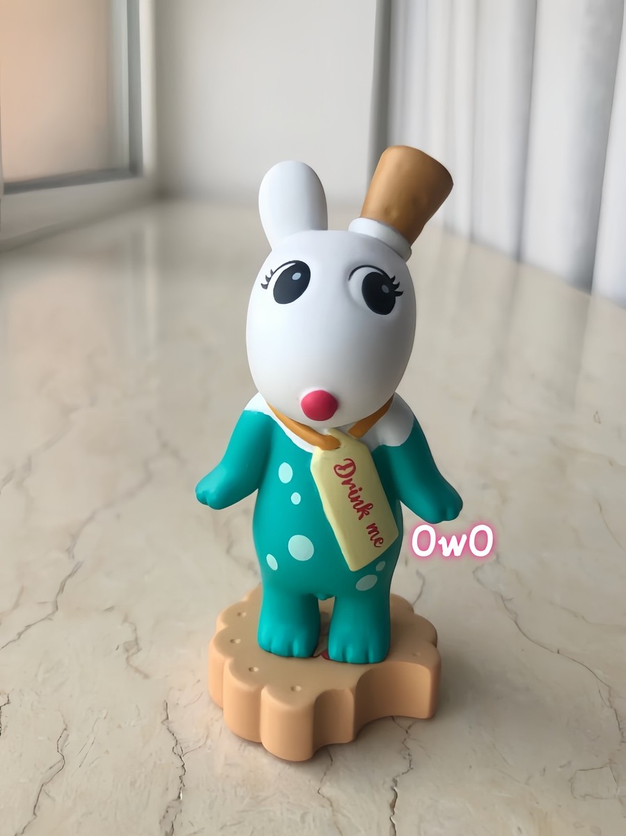 Sonny Angel Wonderland Series 2020 Secret Drink Me Robby Figure
