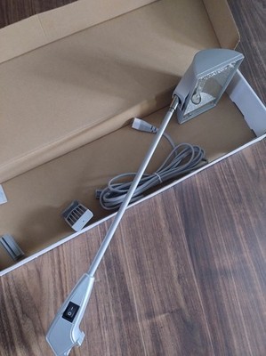 Faltdisplay, Shopleuchte, Wandleuchte Messebau, Halogenstrahler, Display Lampe