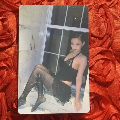 Jennie JUMP BLACKPINK KPOP Idol Girl Idol Photo Card Beautiful Black Silky