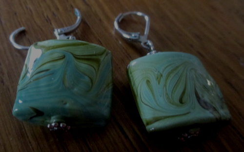 Boucles D'oreilles Dormeuses Vintage Argentées - Anciennes, Modèle 2223, D'occasion