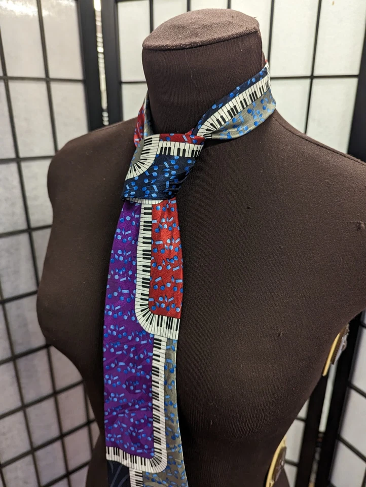 Vintage Necktie Piano Keyboard Musical Notes Music Teacher Tie Novelty Jazz band - Image 4 of 4