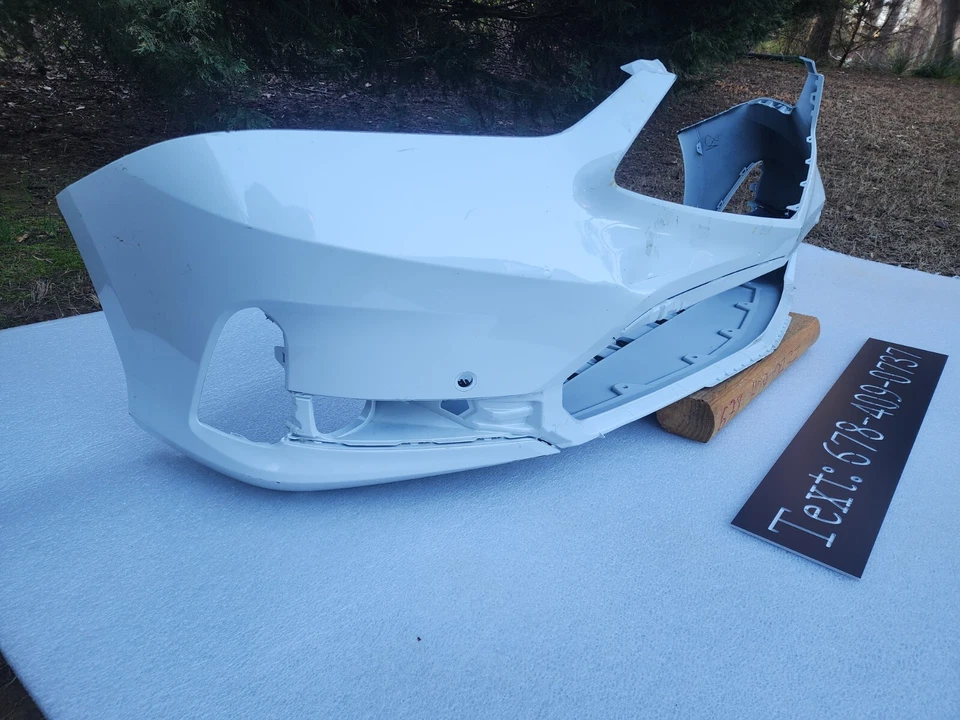 2023 Acura Integra Front Bumper  “ NO SHIPPING “  71101-355-A000 OEM.  - Image 4 of 4