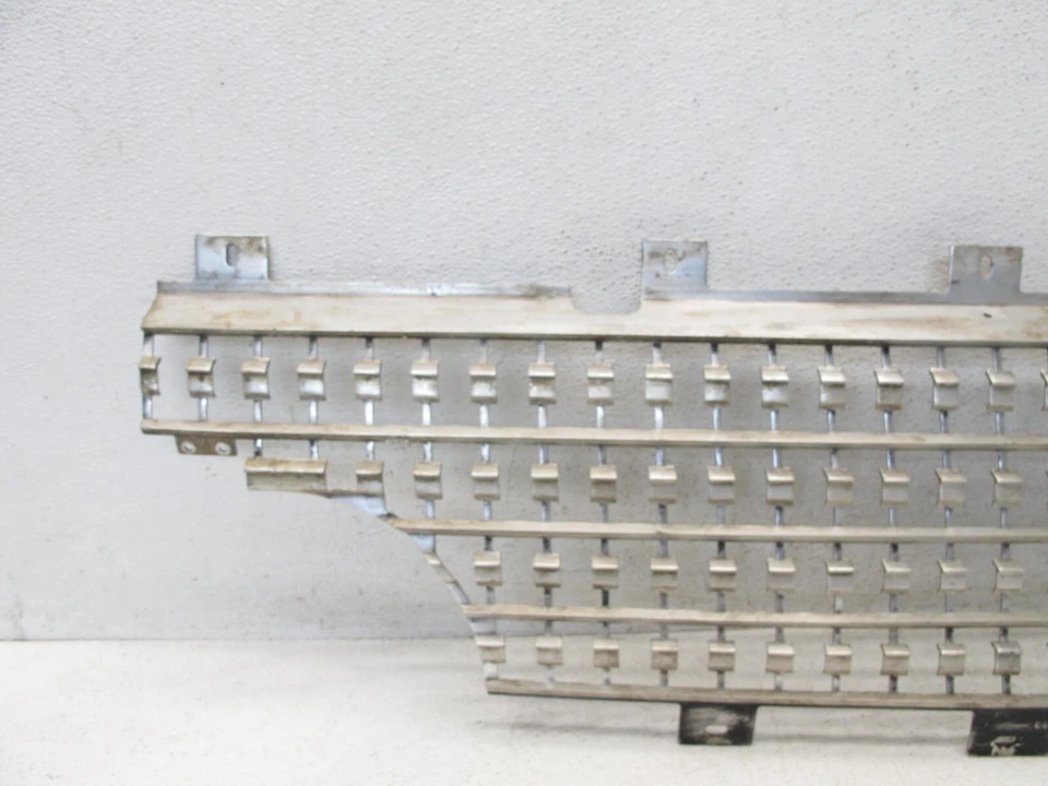 1961-1963 Ford Thunderbird grelha frontal T-Bird fabricante de equipamento original #137 - Imagem 4 de 4