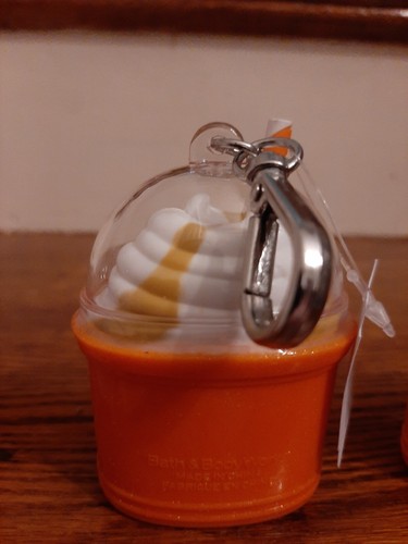 BATH AND BODY WORKS PUMPKIN MILK SHAKE HALLOWEEN POCKET *BAC 2 NEW 2022 - Picture 4 of 4