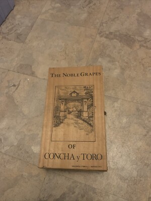 Vintage Wine Box Wood Noble Grapes Of  Concha y Toro Chile Wood Box