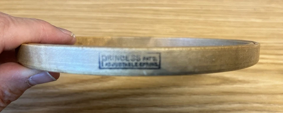 Princess 6" Vtg Round Wood Embroidery Hoop Tension+ 7 oval embroidery hoops - Image 3 of 4