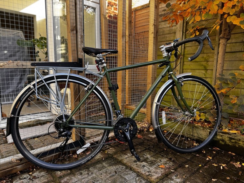 Ridgeback Voyage 2021 Touring Bike - Green - small 52 Cm