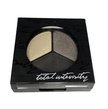 PRESTIGE Total Intensity BOLD TRIO TRIOS Eyeshadow - TIR-02 SMOKE & AND MIRRORS