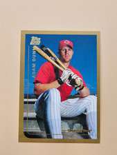 1999 Topps Traded #T50 Adam Dunn Rookie Card Gold Border Reds RC. rookie card picture