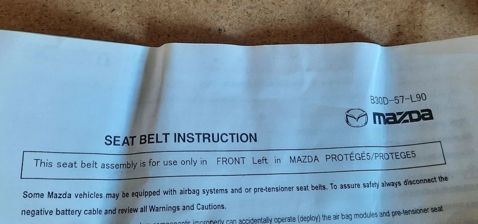 MAZDA 323 BJ 2000- AIRBAGS PRETENSOR CINTURÓN SEGURIDAD DELANTERO IZQUIERDO GENUINO Foto 3 de 4