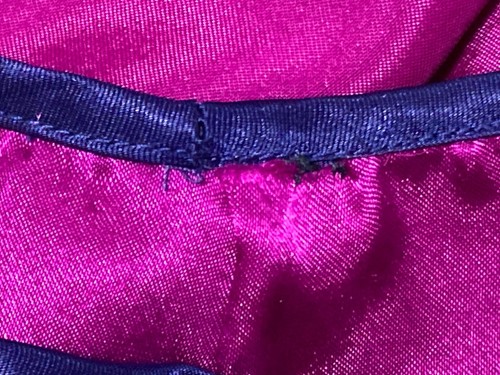 Victorias Secret Gold Label M Satin Magenta Nightshirt Blue Trim Appliqué Pocket - Imagen 10 de 11