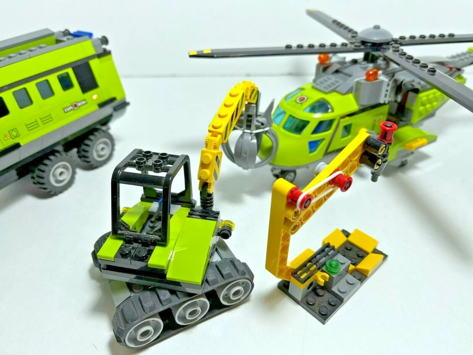 LEGO Volcano Explorers: helicopter 60123 + Boulder Blaster 8707 + trailer 60124 - Image 4 of 4