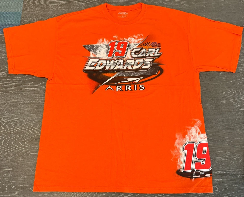 19 Carl Edwards Arris Joe Gibbs Racing 2XL Nascar Camiseta Gráfica Manga Corta Foto 4 de 4