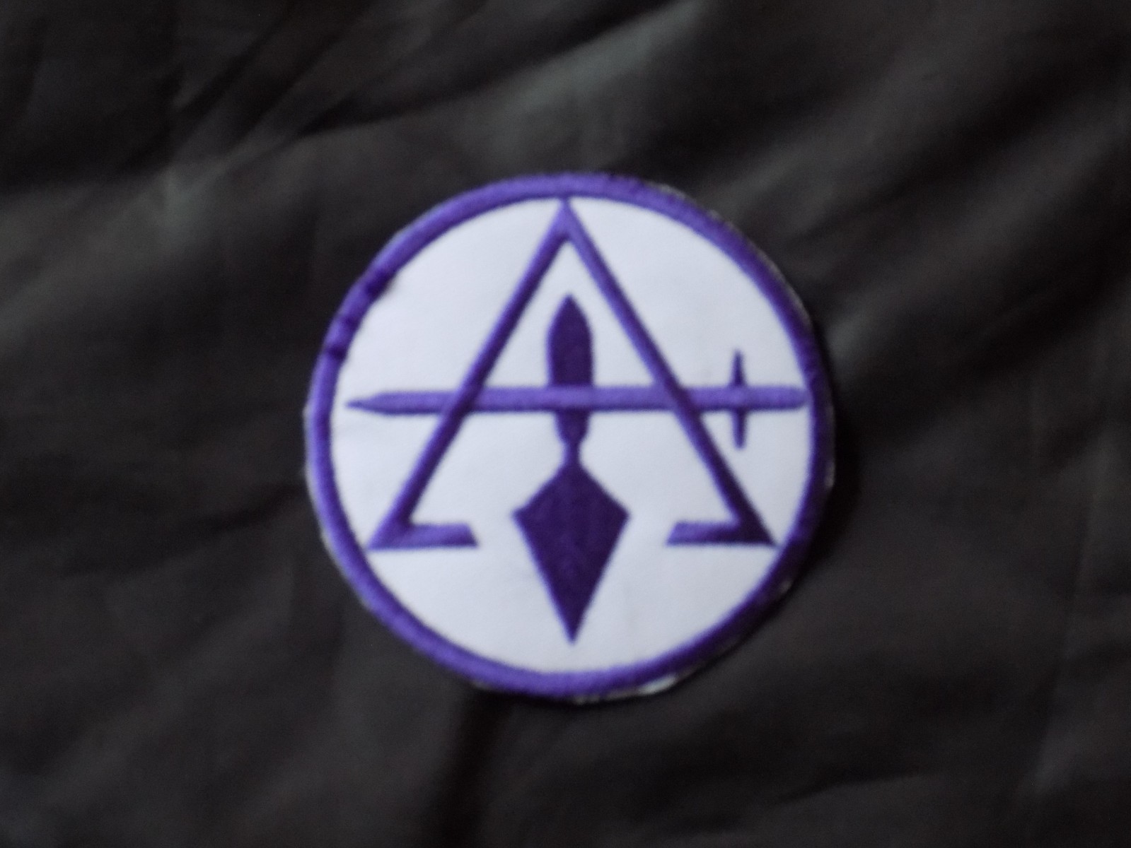 Picture 1 of 2