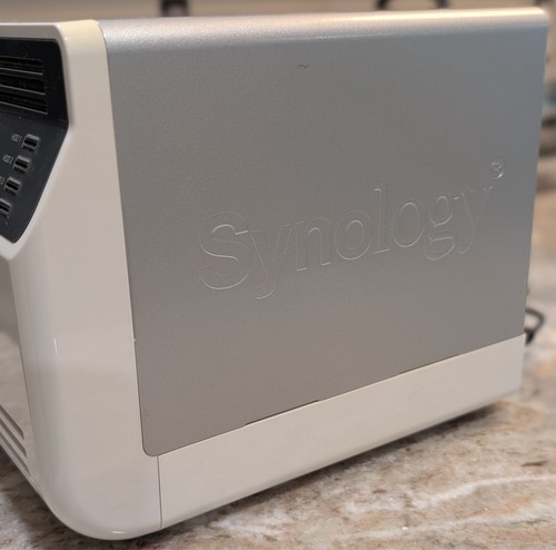 Synology NAS Disk Station DS411j 4 Bay Network Attached Storage - Afbeelding 3 van 6