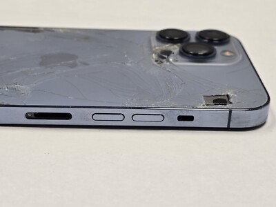 iPhone 13 Pro max 1TBスペースグレー 背面割れ 本体と箱付き Amazon | 【整備済み品】 Apple iPhone 13 Pro Max 1TB シエラ