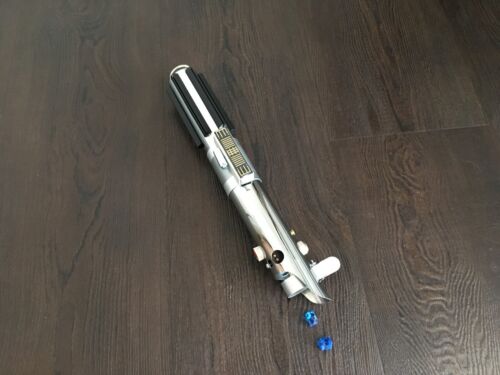 Anakin Lightsaber Prop Custom Replica - Full Metal - Picture 2 of 10