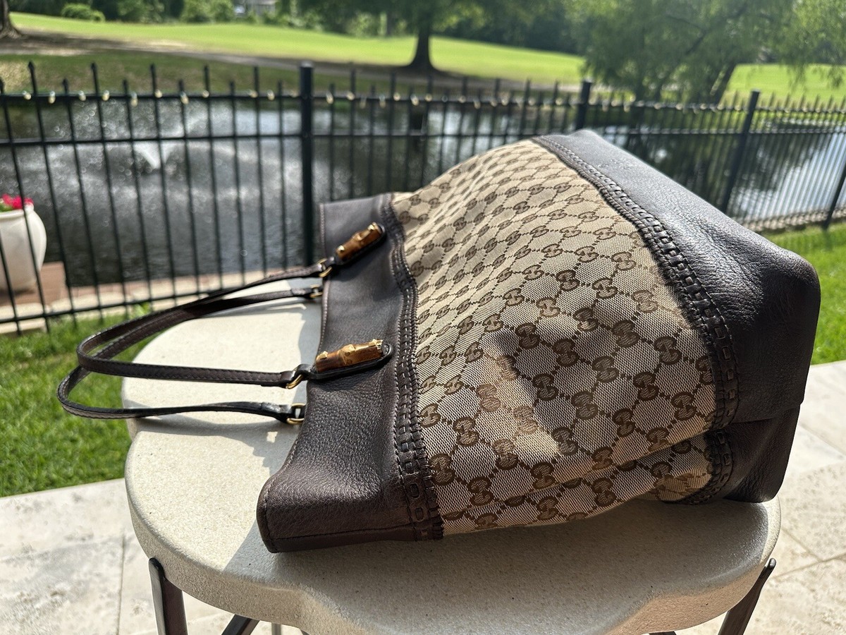 Authentic GUCCI GG Brown Canvas Leather Bamboo accent Large Authentic GUCCI GG Brown Canvas Leather Bamboo accent Large