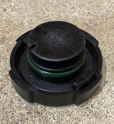 2004-2008 Nissan Maxima Power Steering fluid bottle cap top OEM - Picture 2 of 3