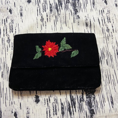 Vintage Velvet Clutch Purse Embroidered Poinsettia Flower Holiday Hong Kong