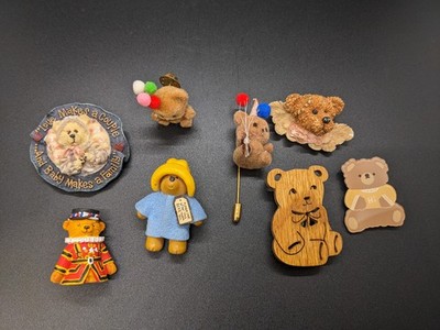 Lot of 8 Vintage Bear Brooches Pins Paddington Beefeater Flocked Boyds