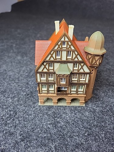 Vollmer 19521 N Scale 1:160 Half Timber Old Town 4 Storys Home Fully Assembled - 第 5/17 張圖片