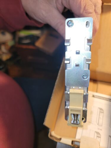 TELEMECANIQUE ABL7 RP2403 POWER SUPPLY IN 100-240VAC OUT 24VDC 3A NEW FREE SHIP - Picture 5 of 6