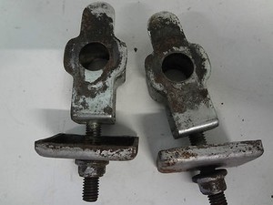 HYOSUNG GA 125 CRUISE I und II, ein Paar Kettenspanner Hinterachse