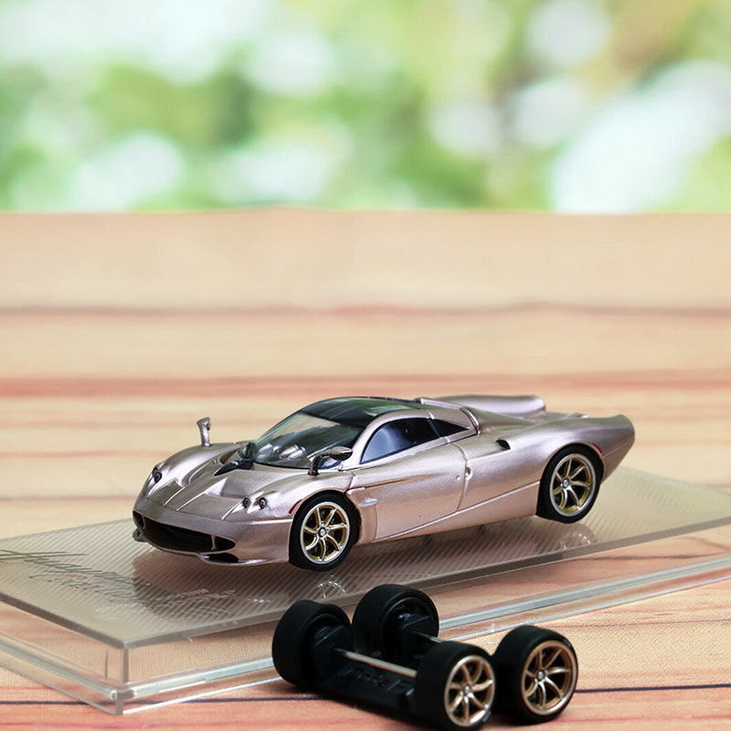 CM Model 1/64 Scale Pagani Huayra Codalunga Pink DieCast Car Model