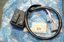 Interruttore frecce Vespa Cosa 125 200 NOS 252128 COMMUTATORE FRECCE