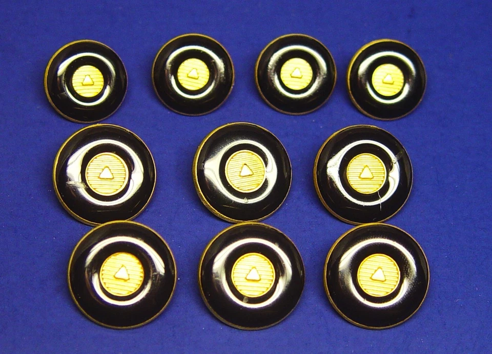 KASPER replacement buttons 10 gold tone metal , Black stone rim insert Good Cond - Image 4 of 4