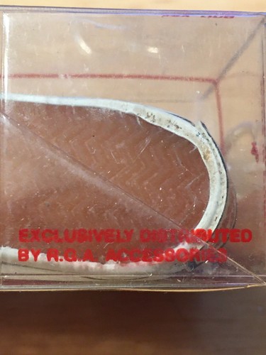 Vtg Collectible 1988 COCA COLA Red High Top Converse Style Sneaker Keychain IOP - Picture 8 of 15