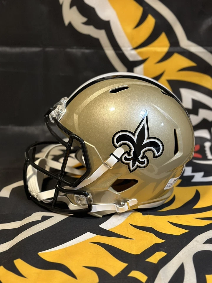 Шлем с автографом Майкла Томаса New Orleans Saints полный размер - Изображение 3 из 4