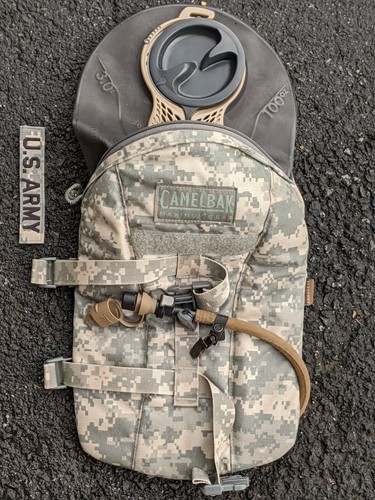 USMC CAMELBAK 3L-100 oz ANTÍDOTO Militar Hidratación Vejiga ArmaduraBak ACU Portador - Imagen 6 de 11