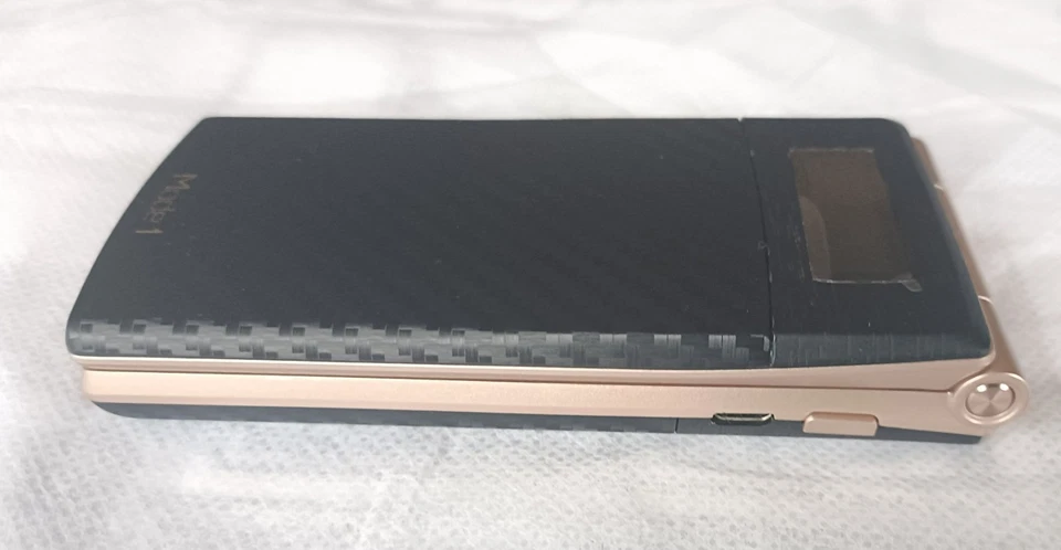 Mode 1 Retro MD-02P Android - 4G - Flip - 16GB/2GB - Wi-Fi - SIM Free *UK STOCK* - Image 3 of 4