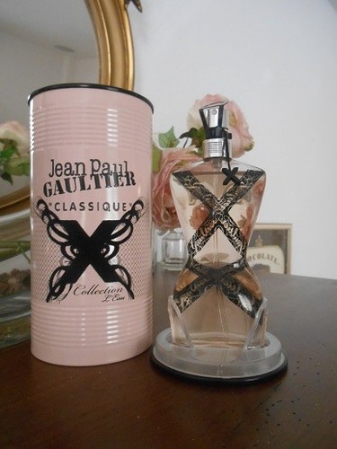 Flacon X PLEIN " EDT/ 100 ml " dans sa boite JEAN PAUL GAULTIER.